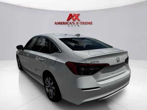Used 2024 Honda Civic LX image 3