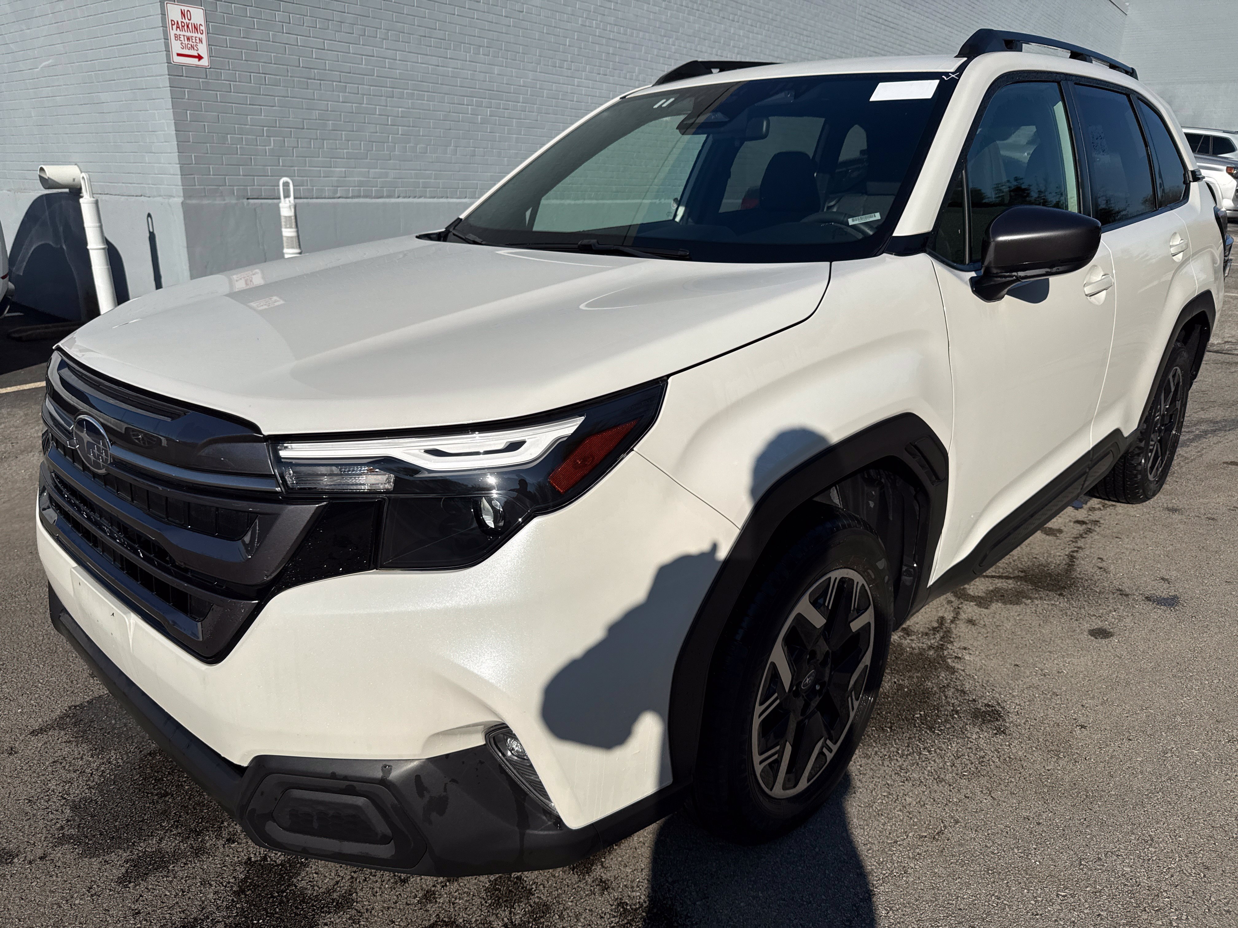 Used 2025 Subaru Forester Premium AWD/4WD image 1