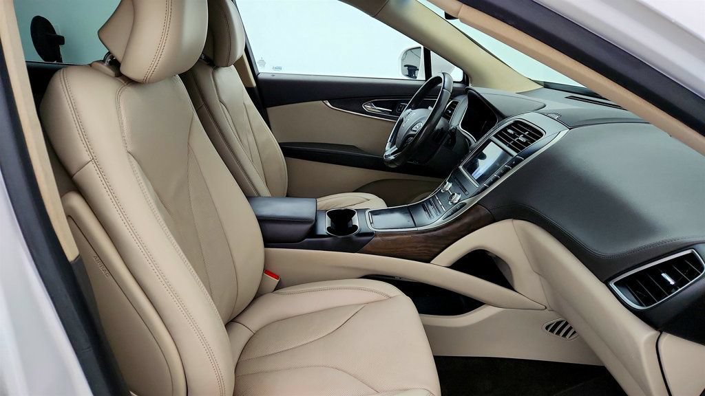 Used 2017 Lincoln MKX Reserve AWD/4WD image 24