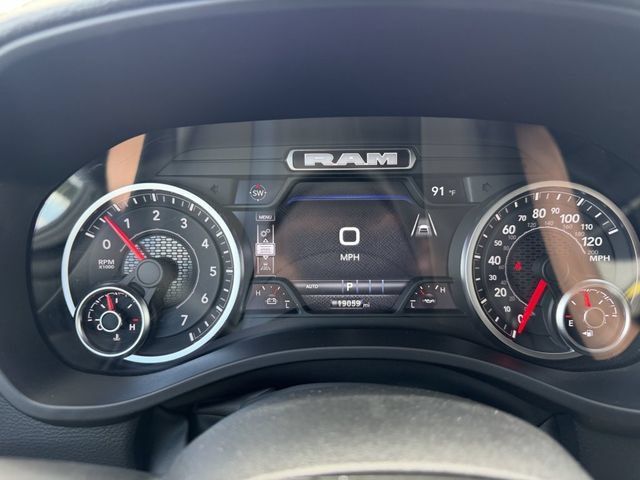 Used 2026 RAM 1500 Laramie AWD/4WD image 21