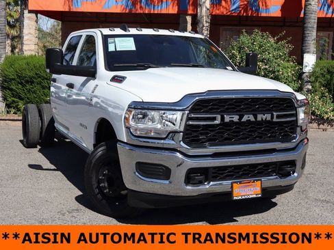 Used 2022 RAM 3500 Tradesman w/ Safety Group image 2