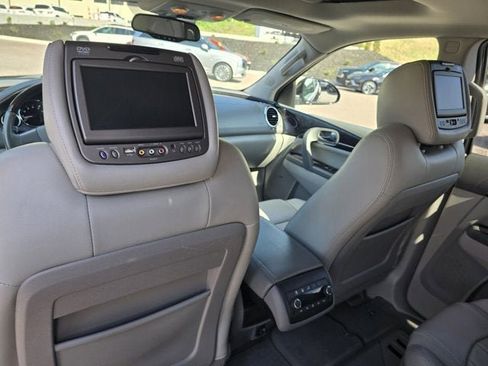 Used 2017 Buick Enclave Premium w/ Experience Buick Package FWD image 24
