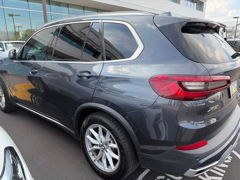 Used 2019 BMW X5 xDrive40i w/ Convenience Package AWD/4WD image 3