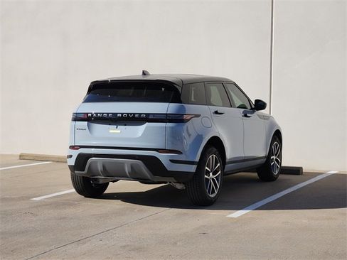 New 2026 Land Rover Range Rover Evoque S image 4