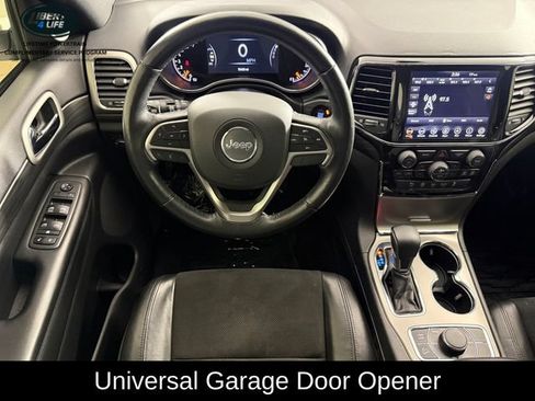 Used 2022 Jeep Grand Cherokee Laredo X AWD/4WD image 24