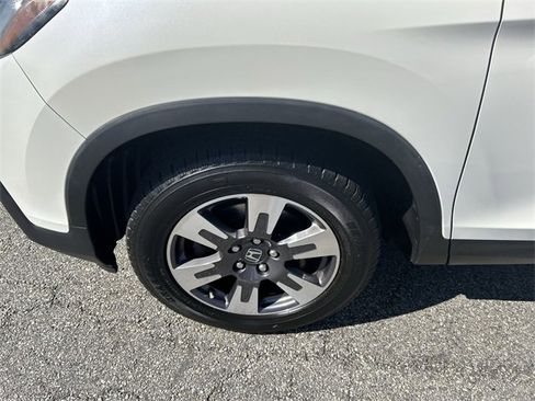 Used 2019 Honda Ridgeline RTL-T image 10