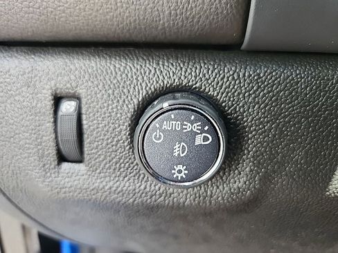 Used 2022 GMC Canyon Elevation w/ Trailering Package image 17