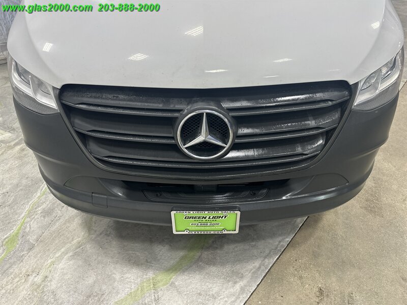 Used 2019 Mercedes-Benz Sprinter 2500 image 18