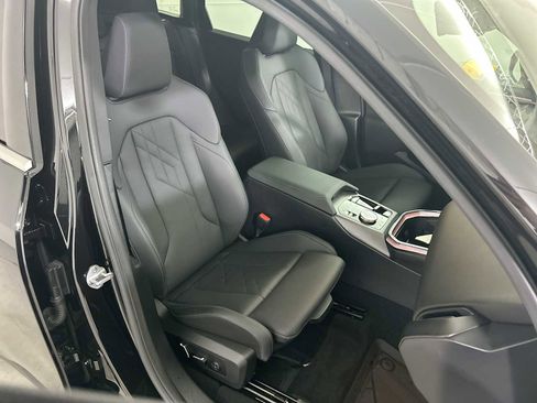 Used 2025 BMW X3 xDrive30i w/ Premium Package image 26