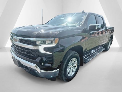 Used 2024 Chevrolet Silverado 1500 LT w/ Safety Package AWD/4WD image 3