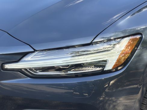 Used 2019 Volvo S60 T6 Inscription AWD/4WD image 6