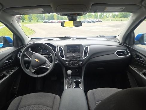 Used 2024 Chevrolet Equinox LT FWD image 20