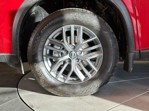 Used 2026 Nissan Rogue S AWD/4WD image 25