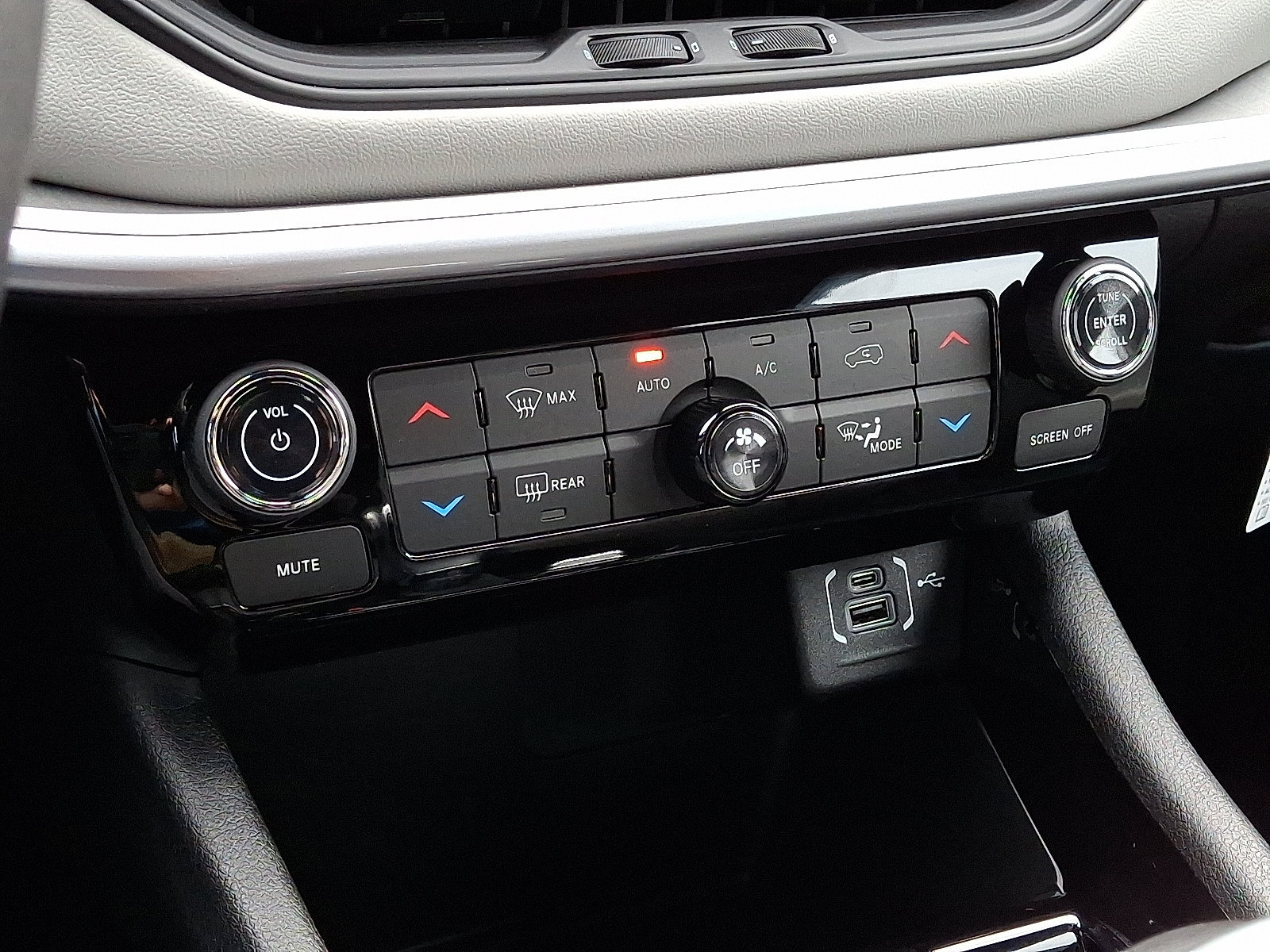 New 2026 Jeep Compass Limited AWD/4WD image 11
