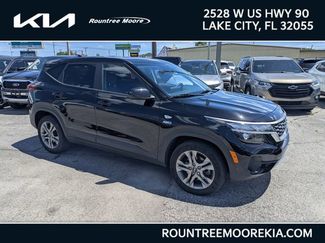 Used 2023 Kia Seltos LX video 1