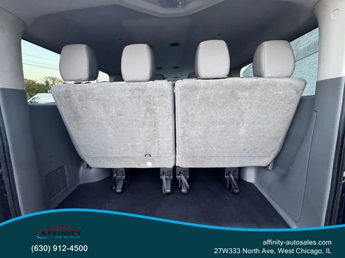 Used 2020 Nissan NV 3500 S image 18