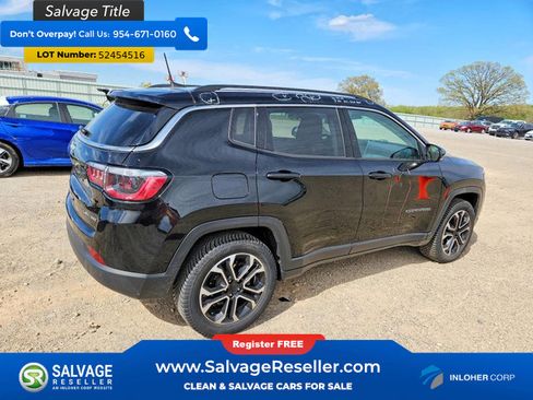 Used 2022 Jeep Compass Limited w/ Sun and Sound Group AWD/4WD image 4