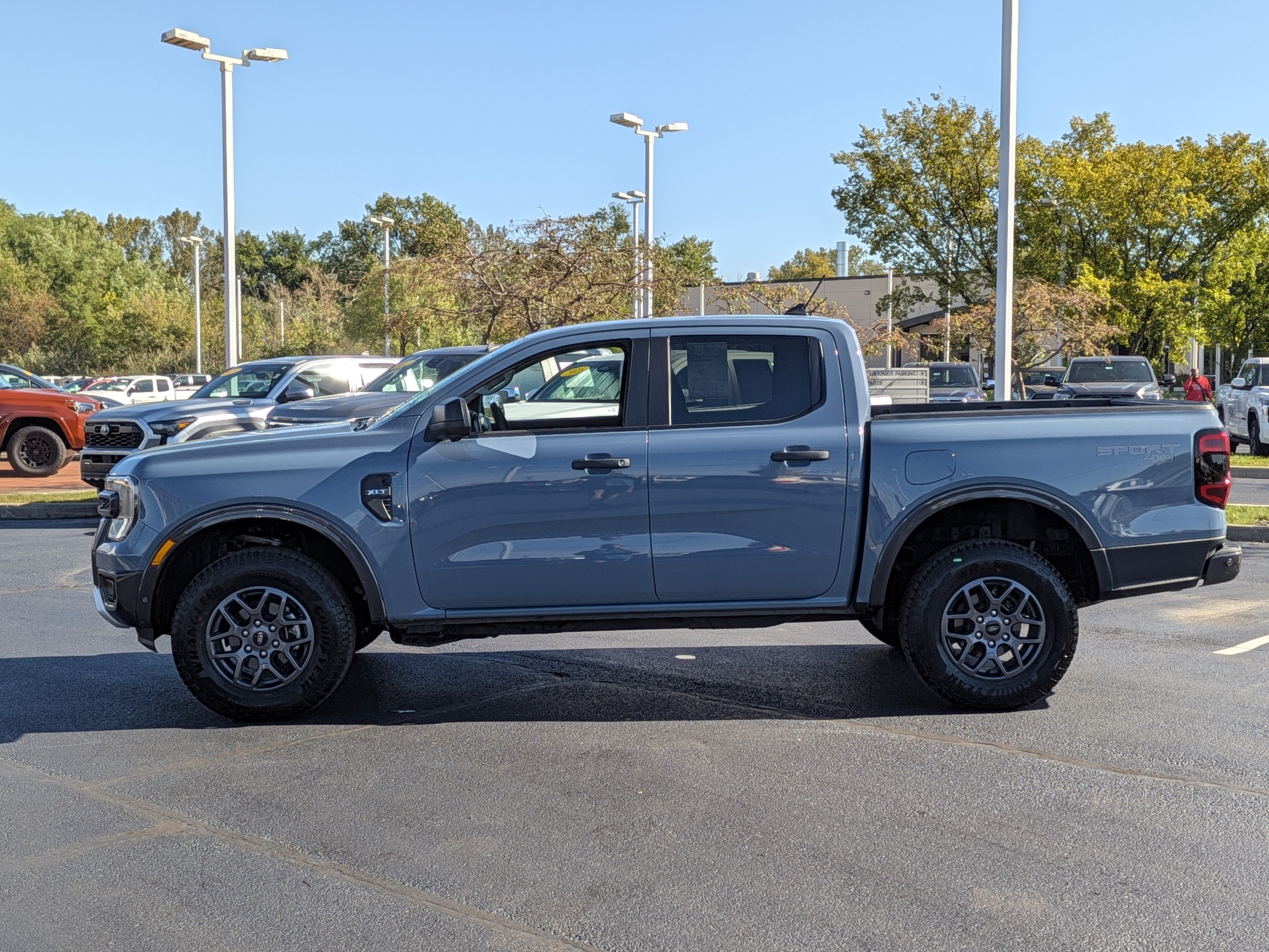 Used 2024 Ford Ranger XLT AWD/4WD image 5