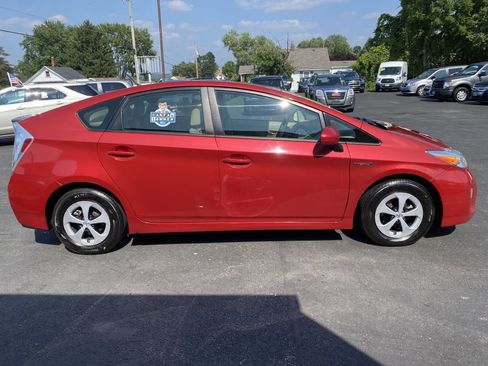 Used 2014 Toyota Prius image 4
