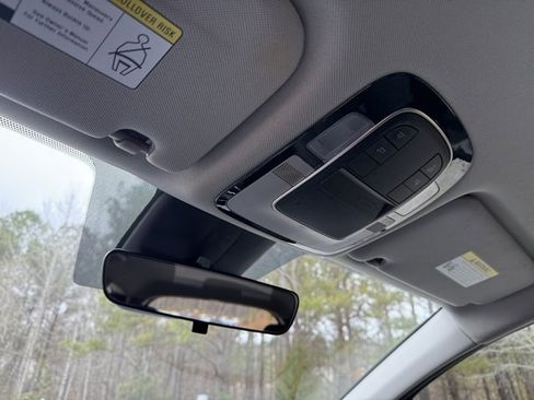 Used 2021 Hyundai Santa Fe SE w/ Cargo Package image 17