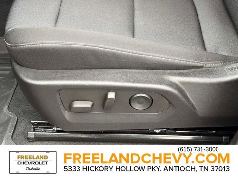 Used 2024 Chevrolet Colorado Trail Boss w/ Technology Package image 28