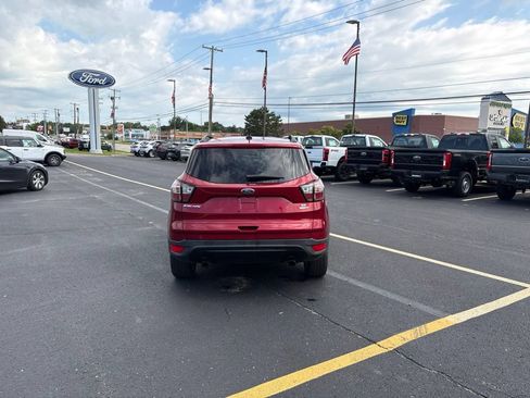 Used 2018 Ford Escape SE w/ SE Sport Appearance Package AWD/4WD image 6