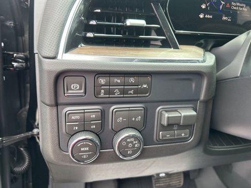 New 2026 Chevrolet Tahoe High Country AWD/4WD image 18