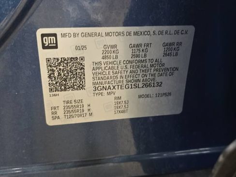 Used 2025 Chevrolet Equinox RS AWD/4WD image 38