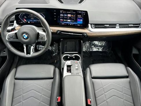 Used 2025 BMW X1 xDrive28i w/ Technology Package image 12