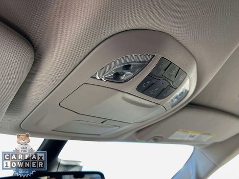 Used 2023 Chrysler Pacifica Touring-L FWD image 30