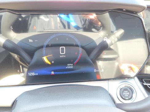 New 2025 Chevrolet Trax LT w/ LT Convenience Package image 25