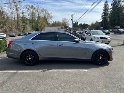 Used 2018 Cadillac CTS Luxury image 4