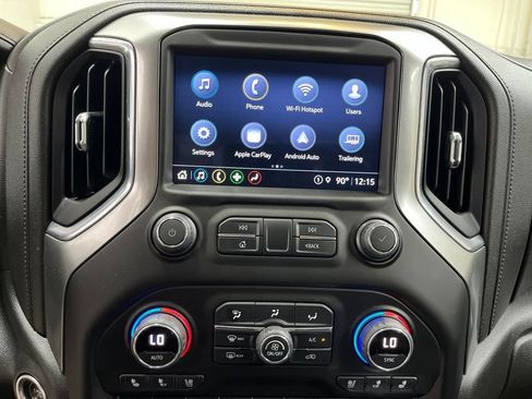 Used 2022 Chevrolet Silverado 1500 LTZ AWD/4WD image 15