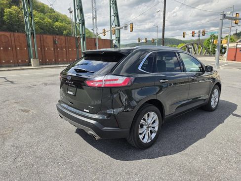 Used 2023 Ford Edge Titanium AWD/4WD image 8