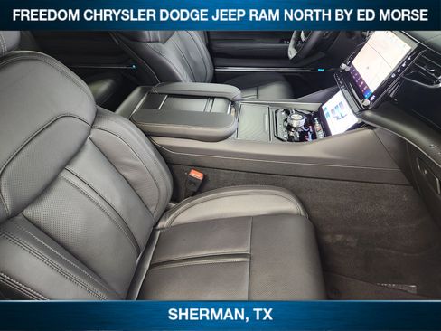 New 2026 Jeep Grand Wagoneer L Summit AWD/4WD image 9