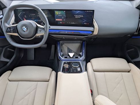 Used 2025 BMW X3 xDrive30i image 16