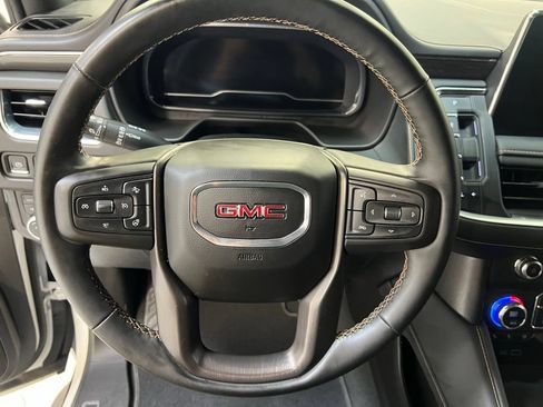 Used 2023 GMC Yukon AT4 AWD/4WD image 16