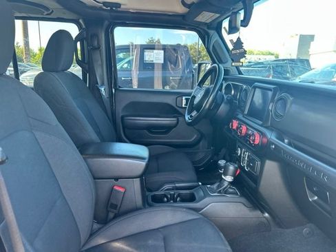 Used 2022 Jeep Wrangler Unlimited Sport AWD/4WD image 7