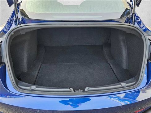 Used 2019 Tesla Model 3 Standard Range image 10