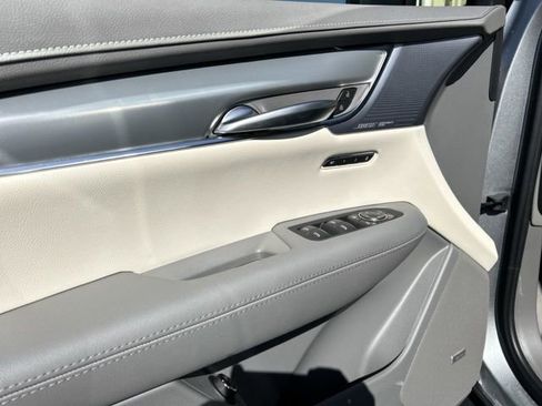 New 2026 Cadillac XT5 Premium Luxury w/ Driver Assist Package image 18