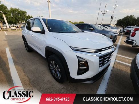 Used 2026 Chevrolet Equinox LT FWD image 1