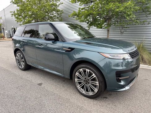 New 2026 Land Rover Range Rover Sport Dynamic SE AWD/4WD image 4