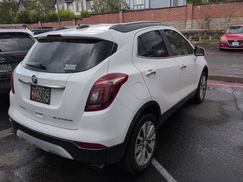 Used 2018 Buick Encore Preferred FWD image 3