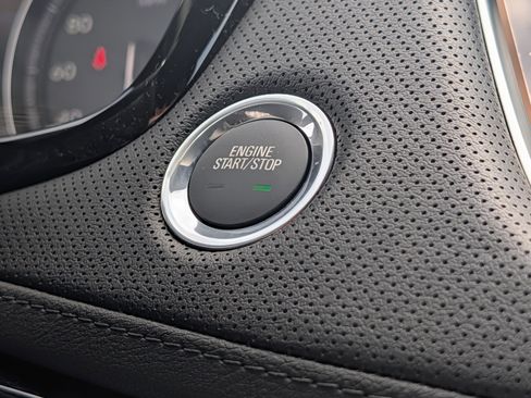 New 2026 Cadillac XT5 Premium Luxury w/ LPO, Floor Liner Package image 28