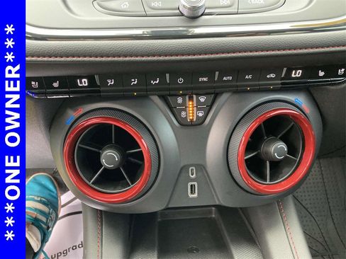 Used 2022 Chevrolet Blazer RS w/ Enhanced Convenience Package image 22