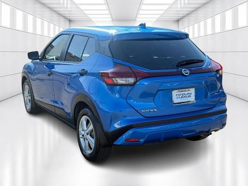 Used 2021 Nissan Kicks S image 7