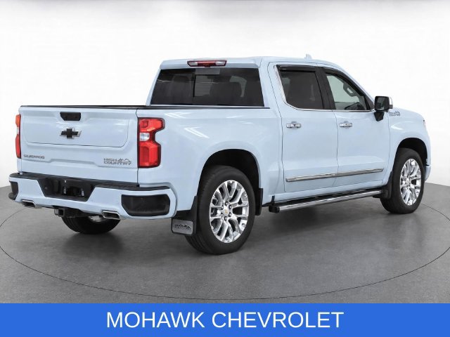 Used 2026 Chevrolet Silverado 1500 High Country AWD/4WD image 5
