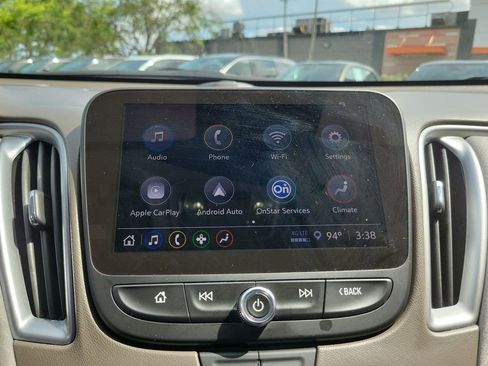 Used 2025 Chevrolet Malibu LT FWD image 25