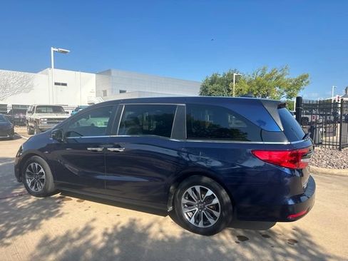 Used 2021 Honda Odyssey EX-L image 8