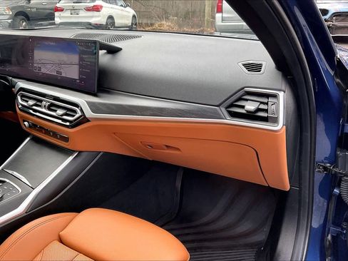 Used 2023 BMW 330i xDrive Sedan w/ Premium Package image 18